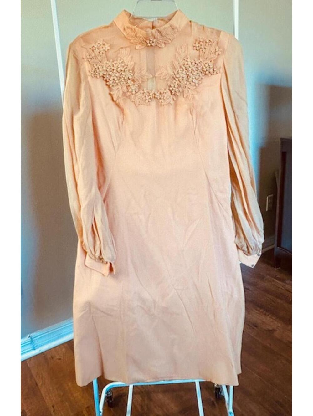 Vtg Sylvia Ava Peach Long Sleeve Dress Pearl Embellishments